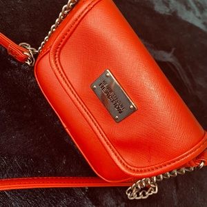Kenneth Cole Crossbody purse, partial chain strap Color:Red